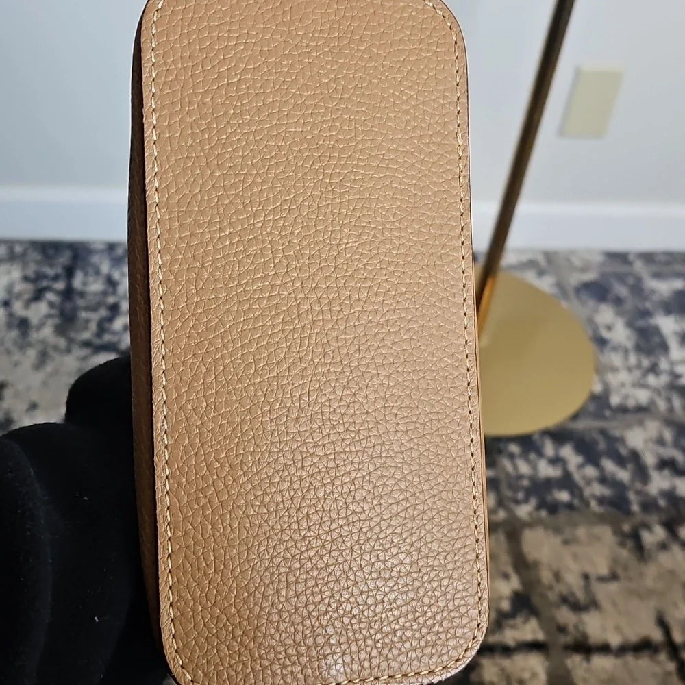 Dooney & Bourke Pebbled Leather Crossbody Bag - Picture 5 of 9